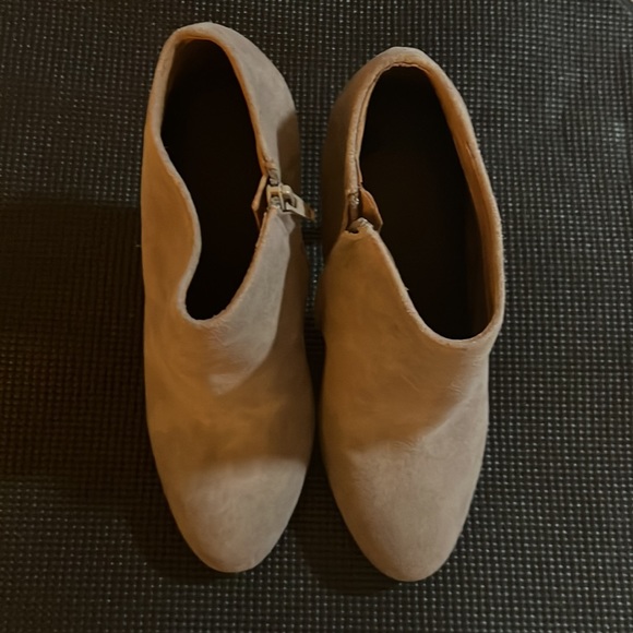 Suede Booty - Picture 2 of 4